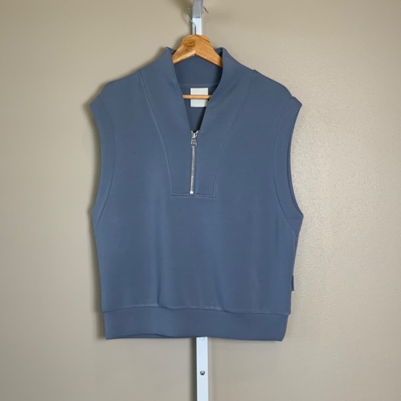 Varley Loretta Half-Zip Sleeveless Sweat - Picture 10 of 16